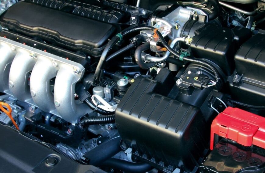 ¿Cuánto cobra un mecánico por cambiar un motor en Estados Unidos?