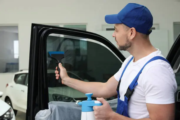 multa por vidrios polarizados en Virginia