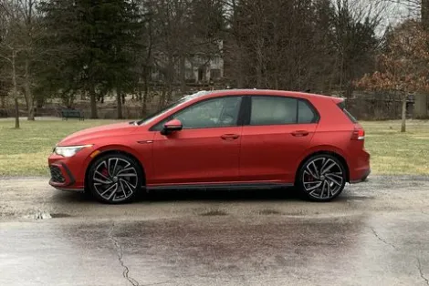 Volkswagen Golf GTI